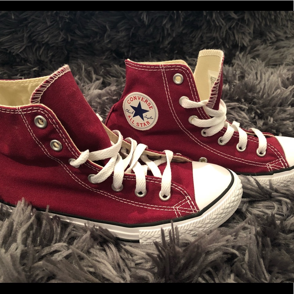 Converse All Star Maroon Hi Sneaker.
